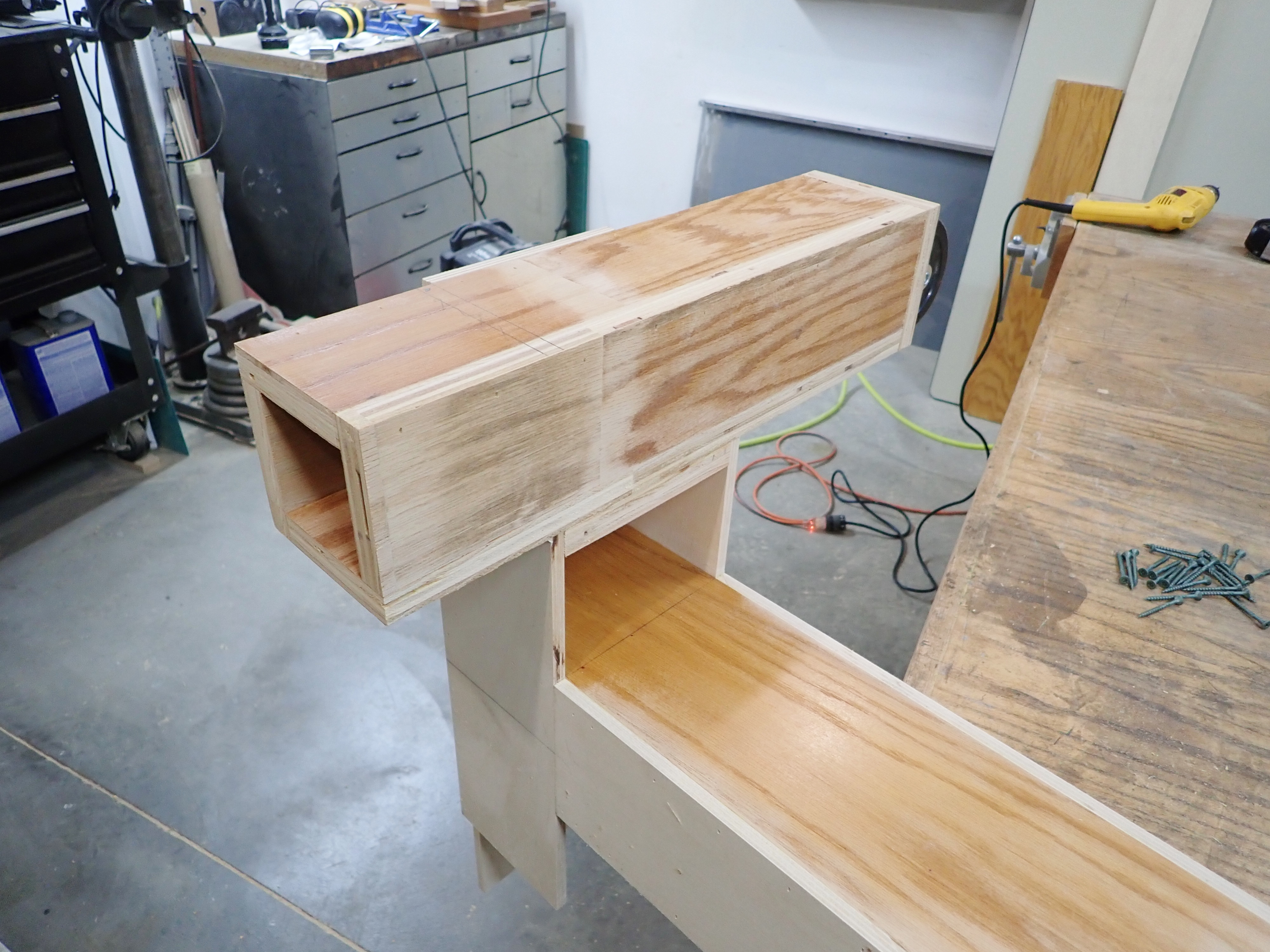 homemade height adjustable table (28).JPG
