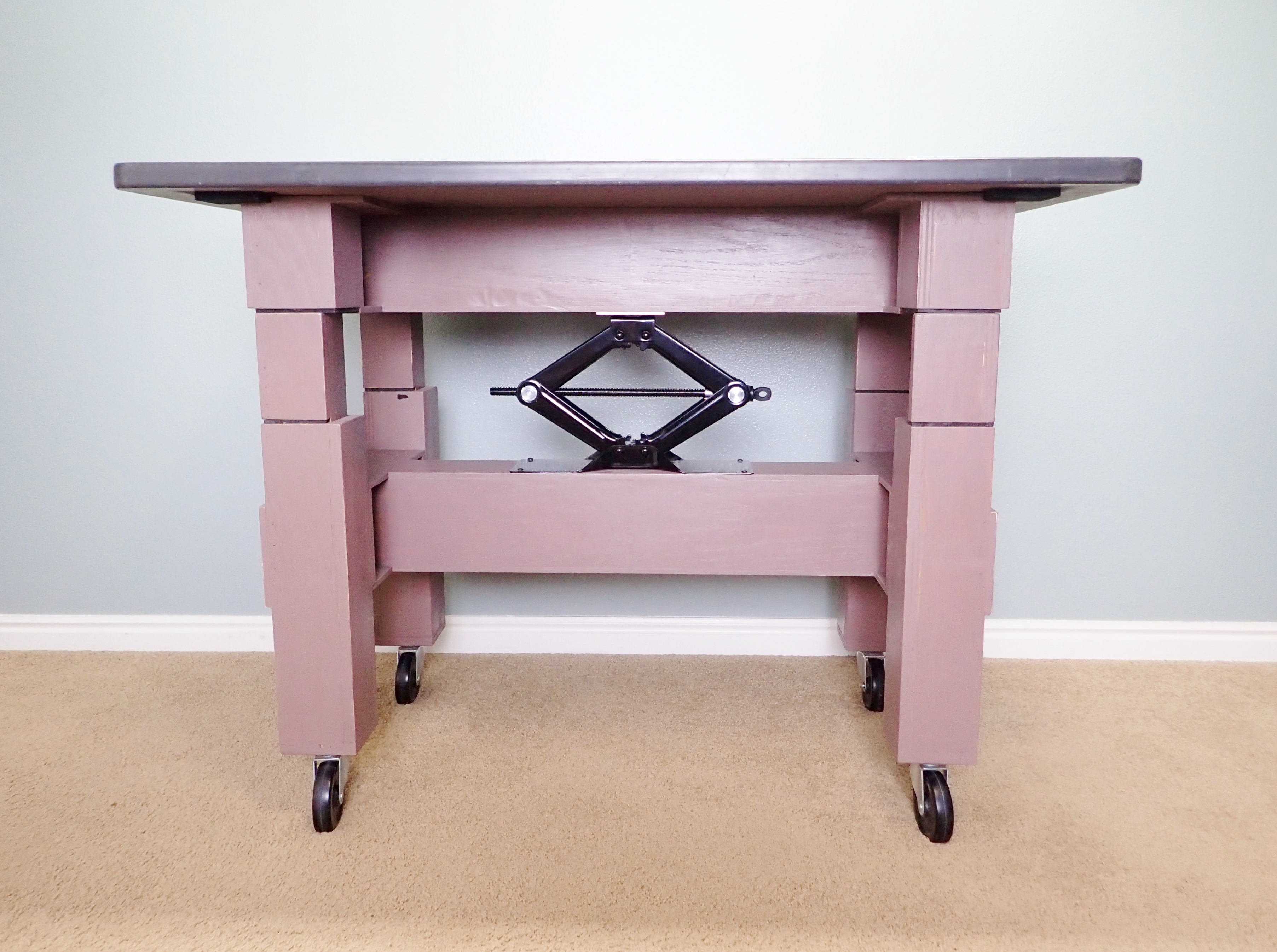 homemade height adjustable table (77).JPG