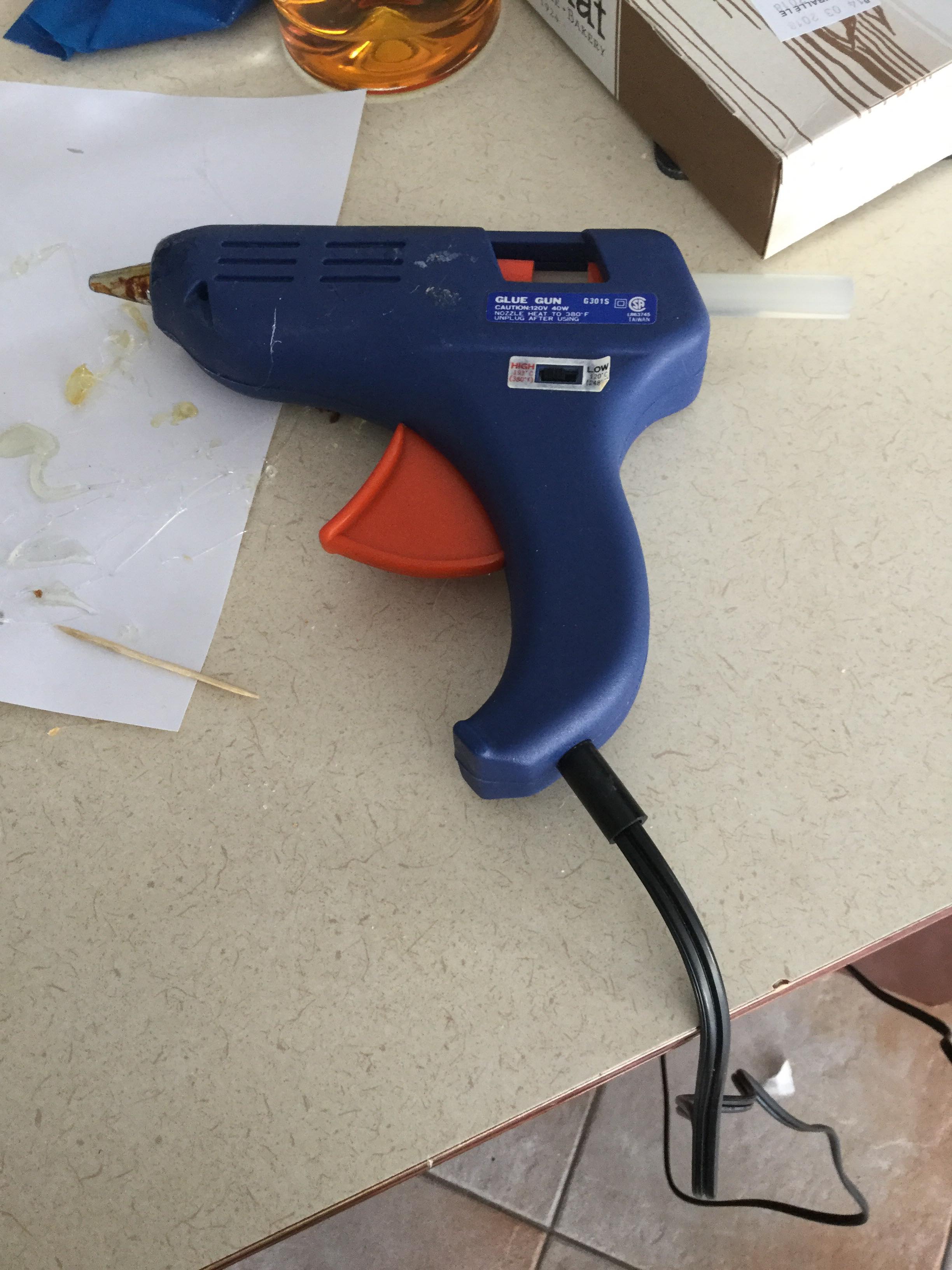 hot glue gun.jpg