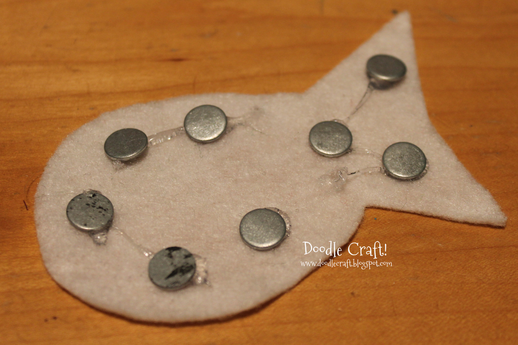 hot glue metal magnetic inside felt fish.jpg