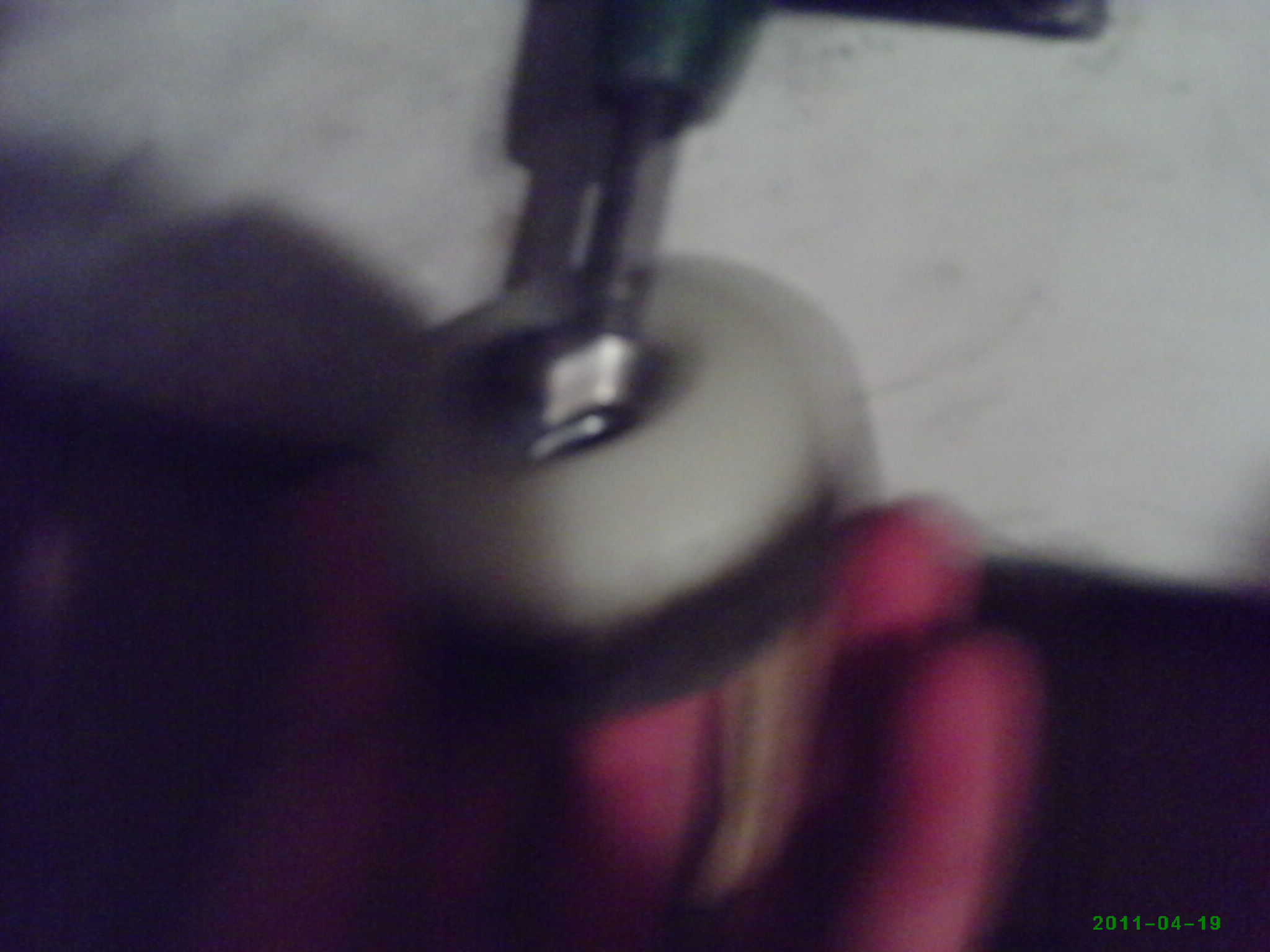 how to oil and put risers on skateboards 010.jpg