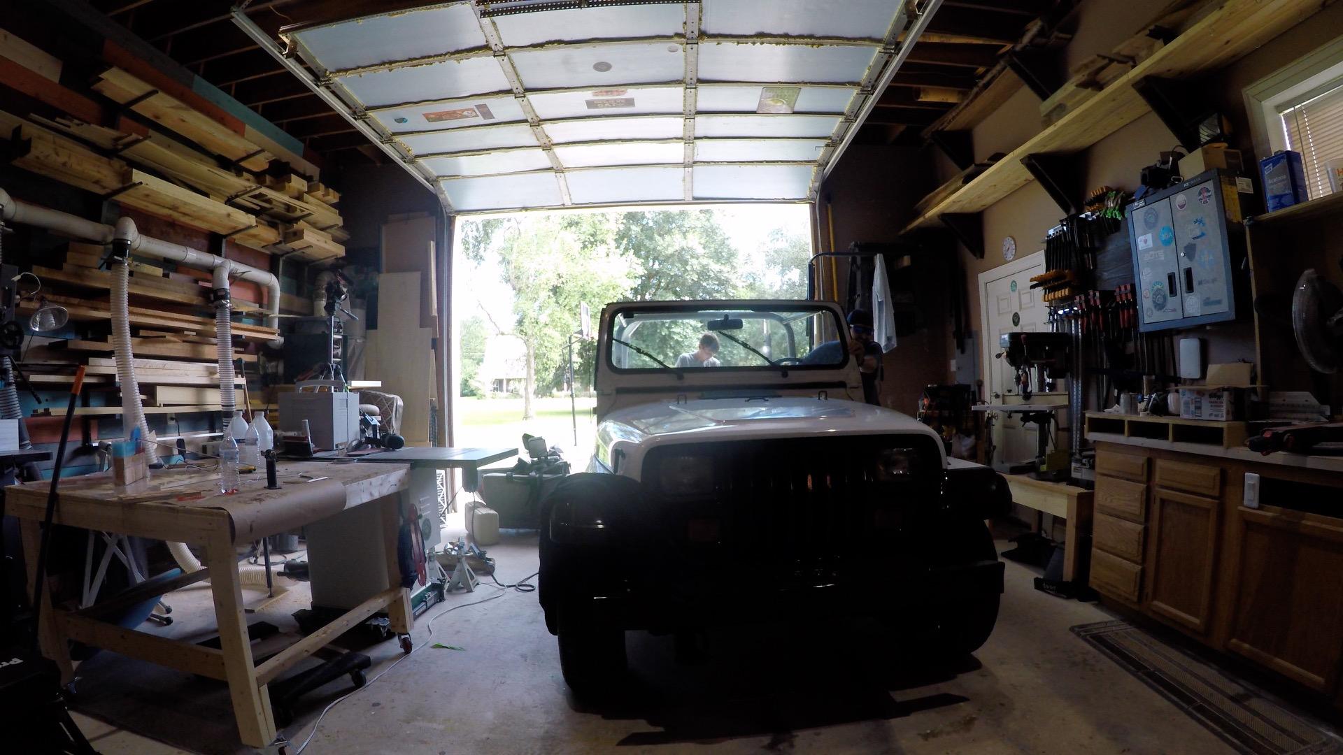 how to spray bed liner in a jeep wrangler interior_14.jpg