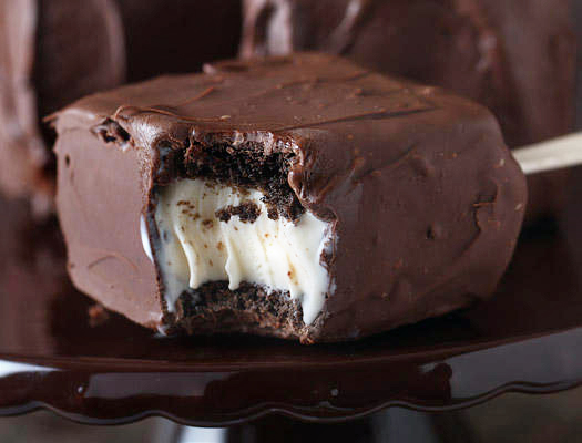 ice-cream-brownie-sandwiches-1.jpg