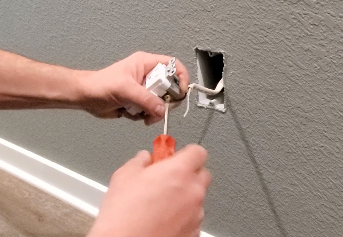 install new outlet.PNG