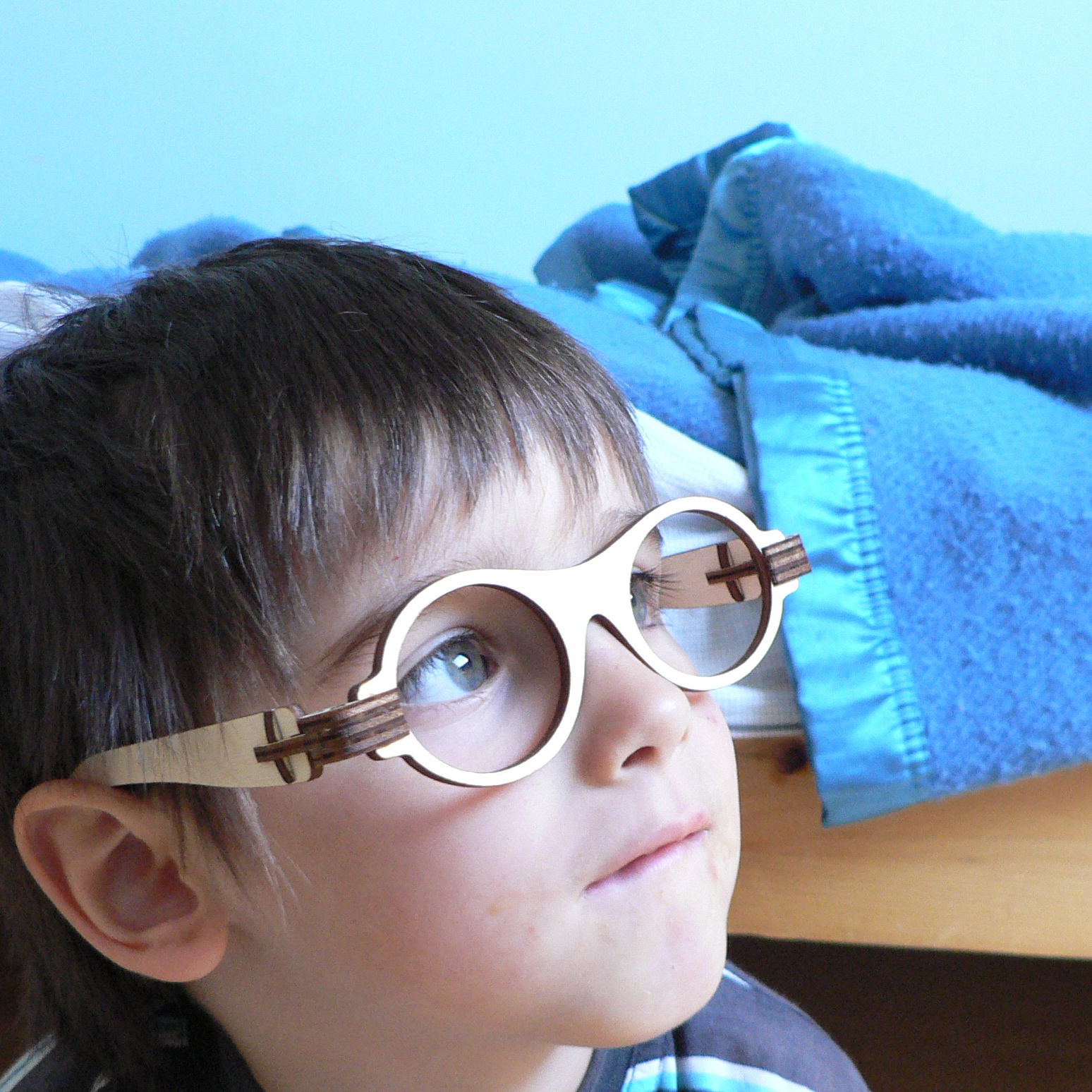 instructables-laser-cut-foldable-wooden-glasses.jpg