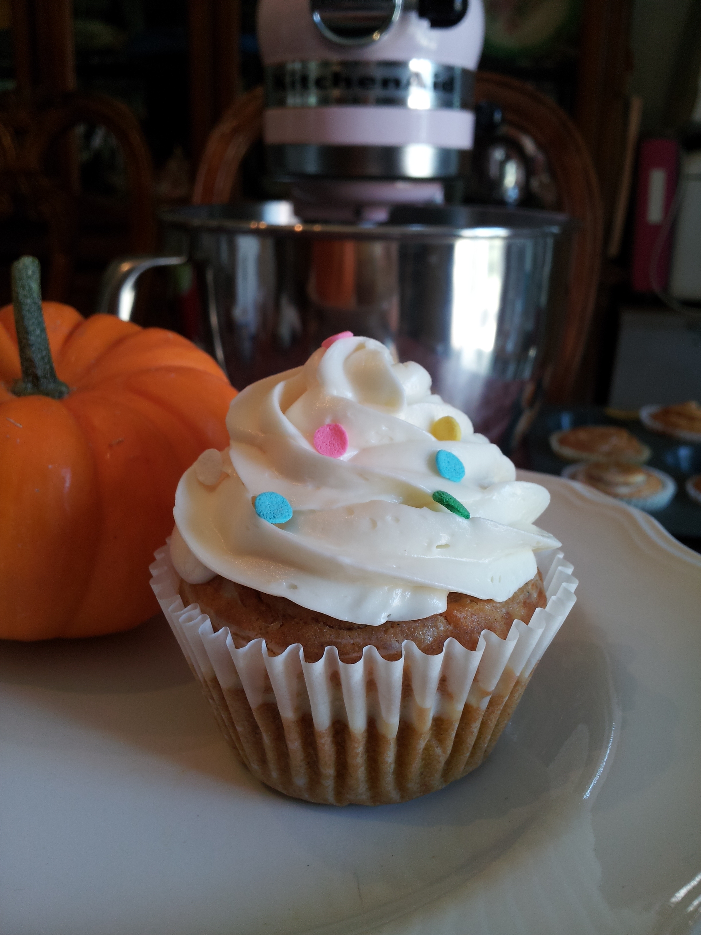 ipad and pumpkin cupcake instructables 378.jpg