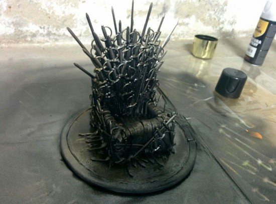 iron-throne-stand4.jpg