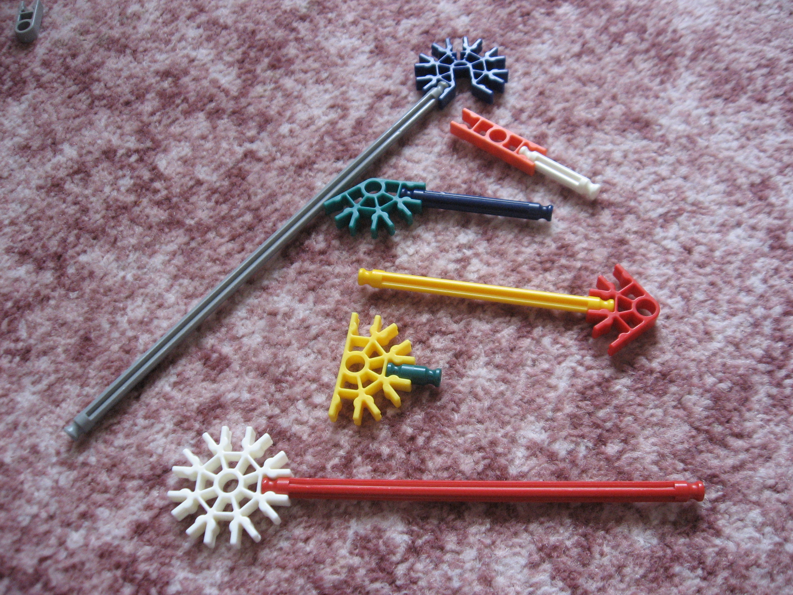 k'nex for beginners 003.JPG