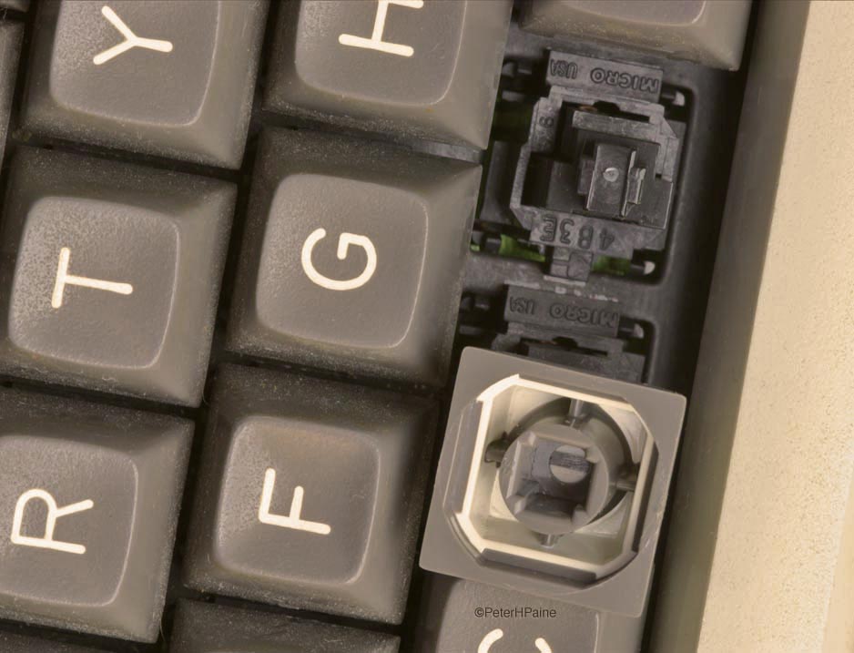 key-caps-old-6105.jpg