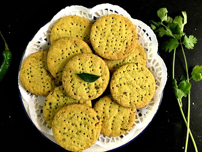 khara biscuits1.jpg