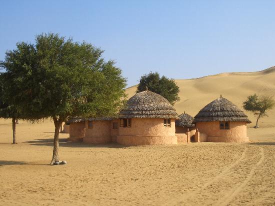 khimsar-sand-dunes-village.jpg