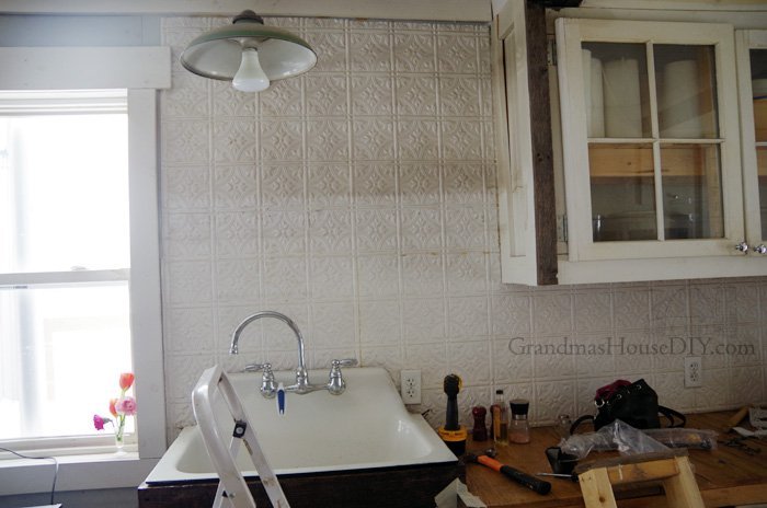 kitchen-sink-backsplash.jpg