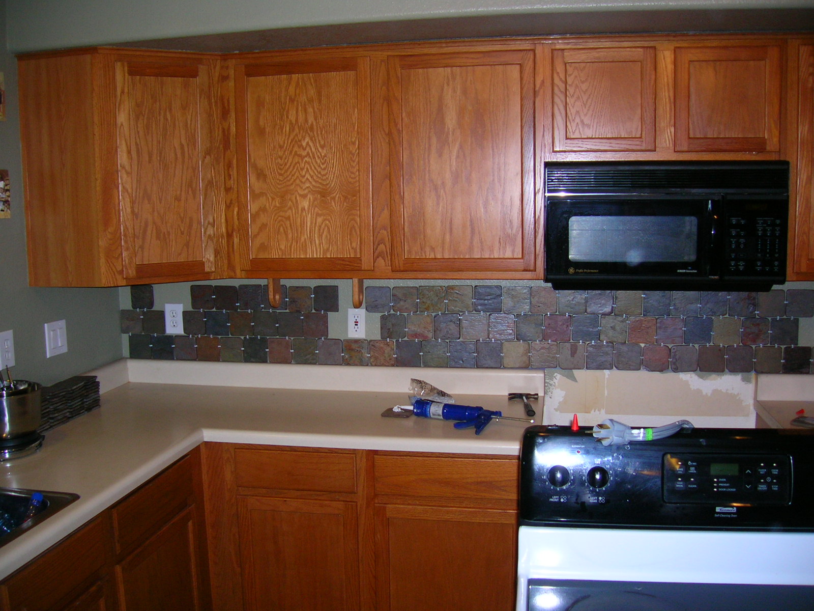 kitchenwalltile 008.jpg