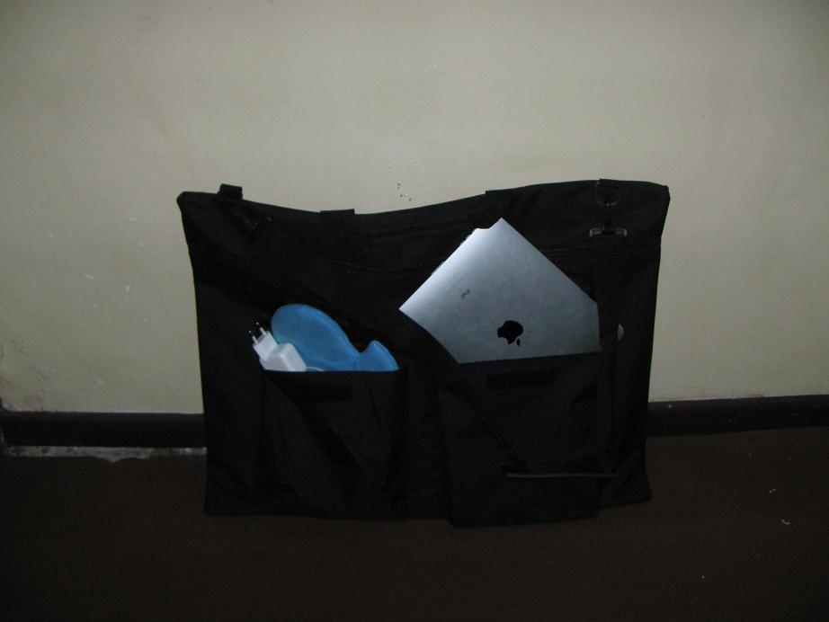 kmq4IPad_bag2.jpg