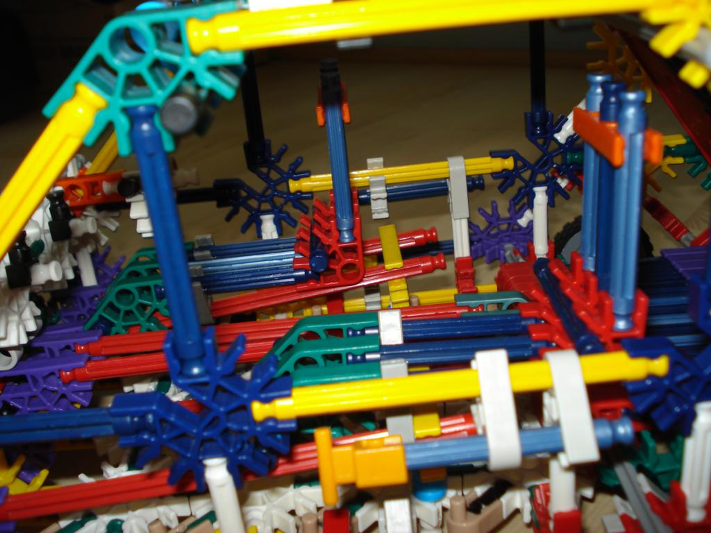 knex car24.jpg