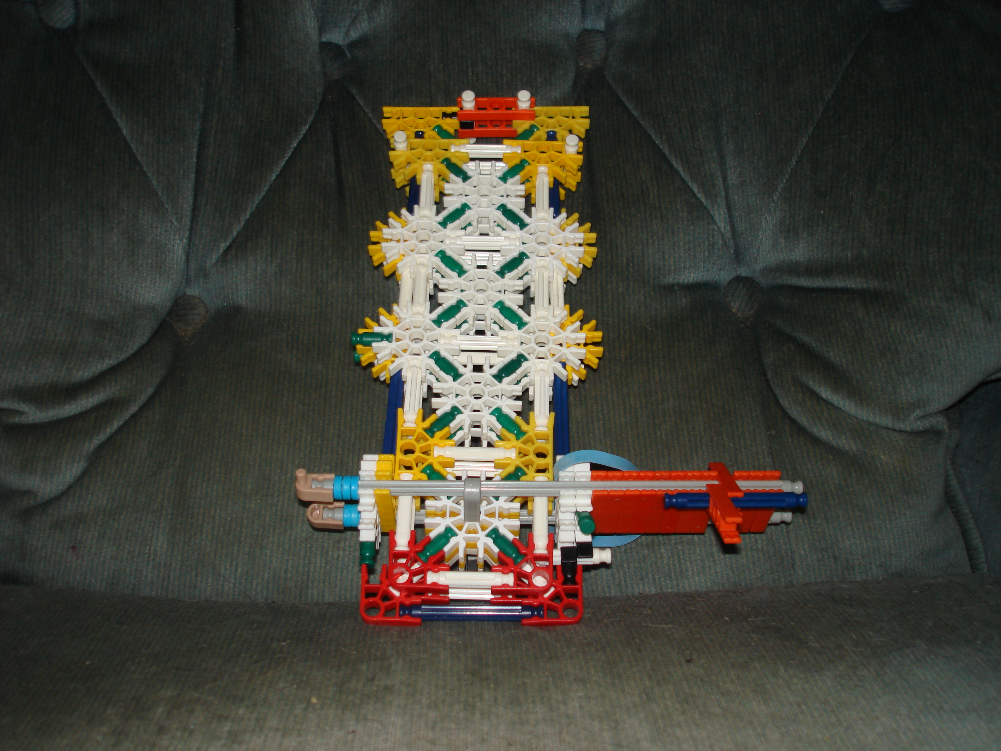 knex gun post#1 004.jpg