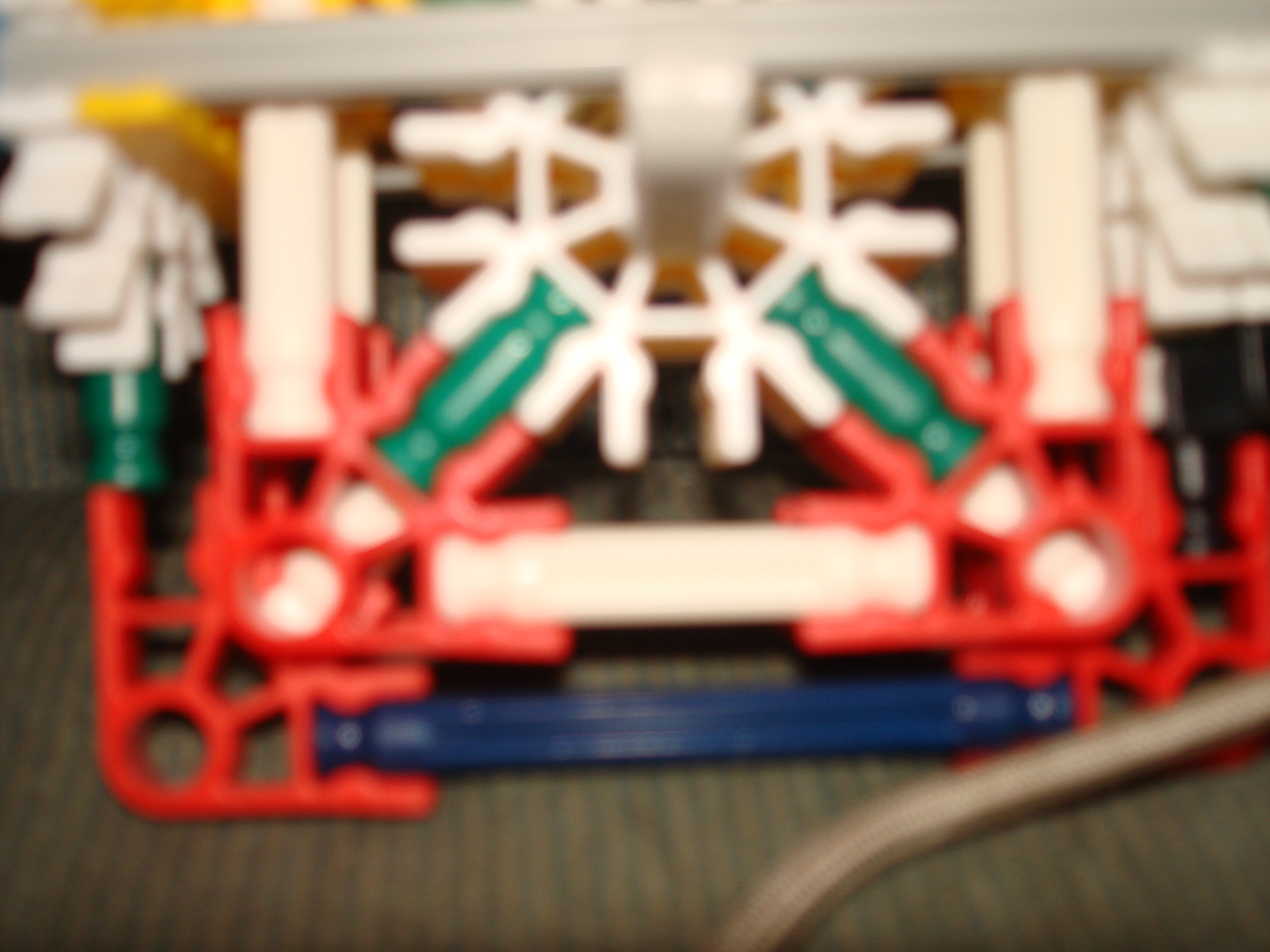 knex gun post#1 007.jpg