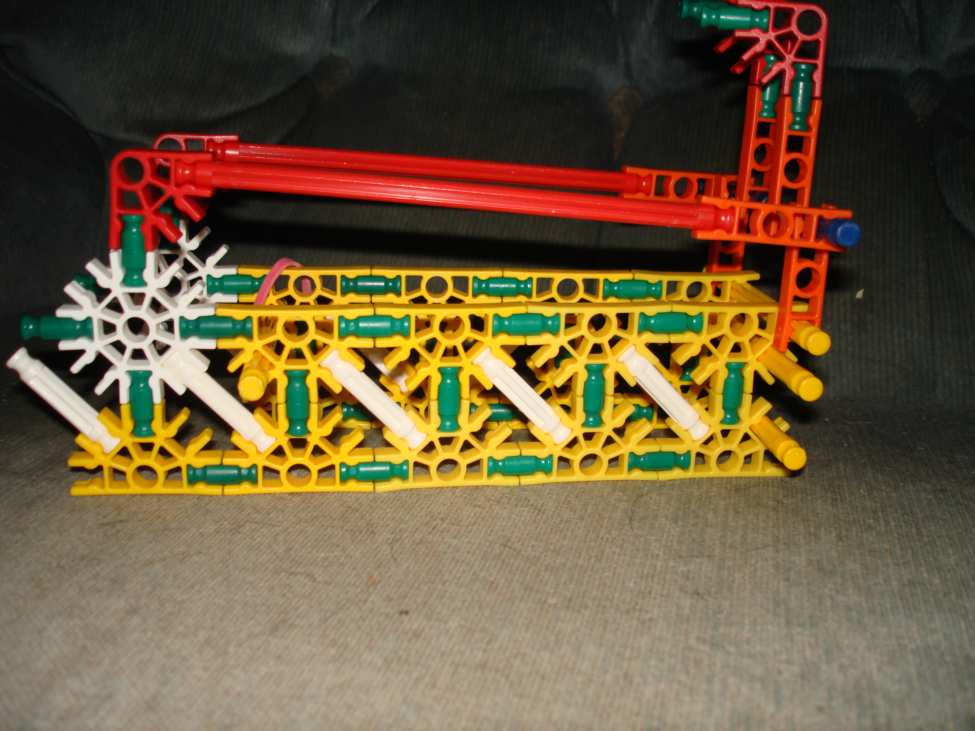 knex gun post#2 003.jpg