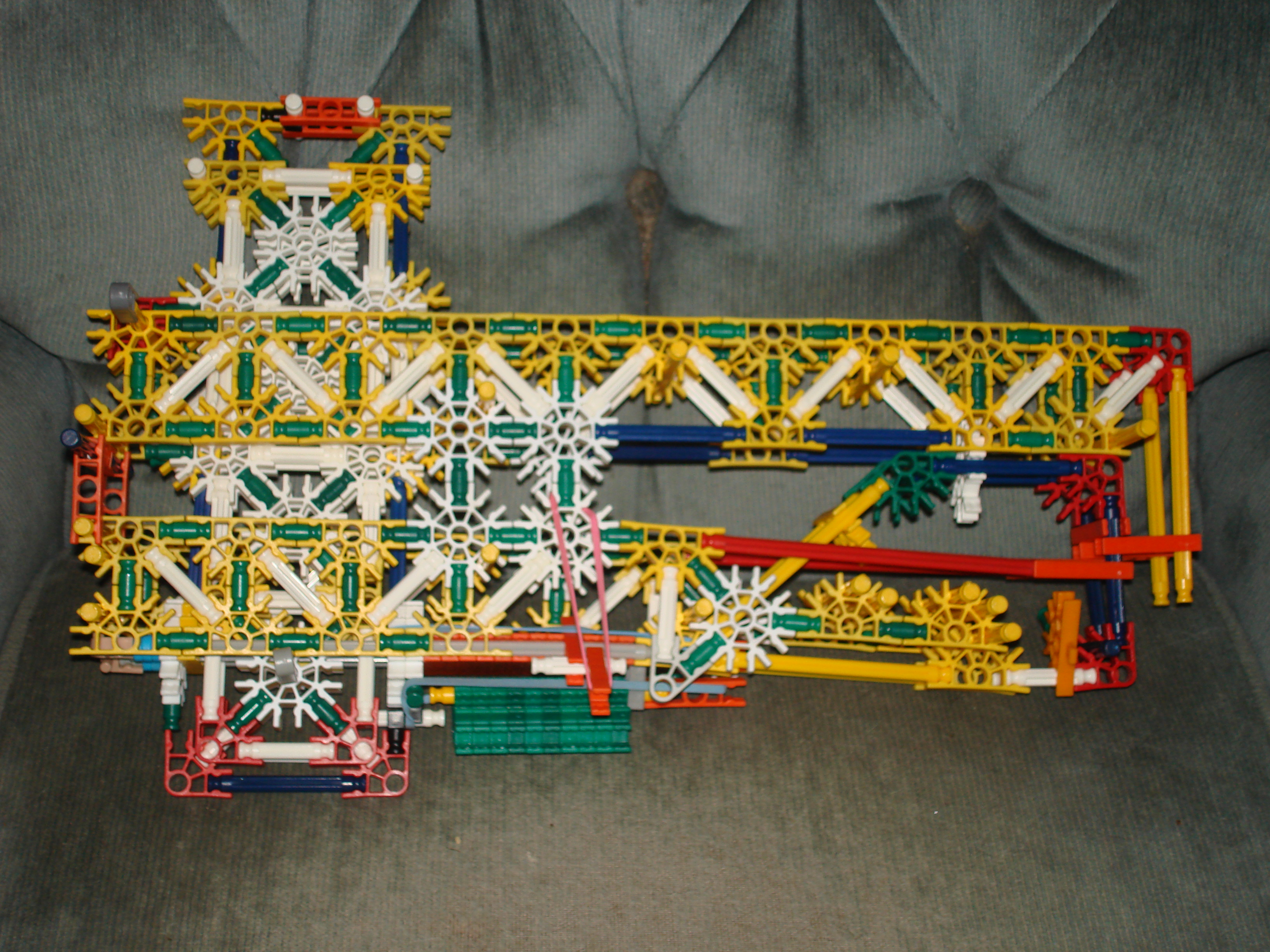 knex gun post#2 013.jpg