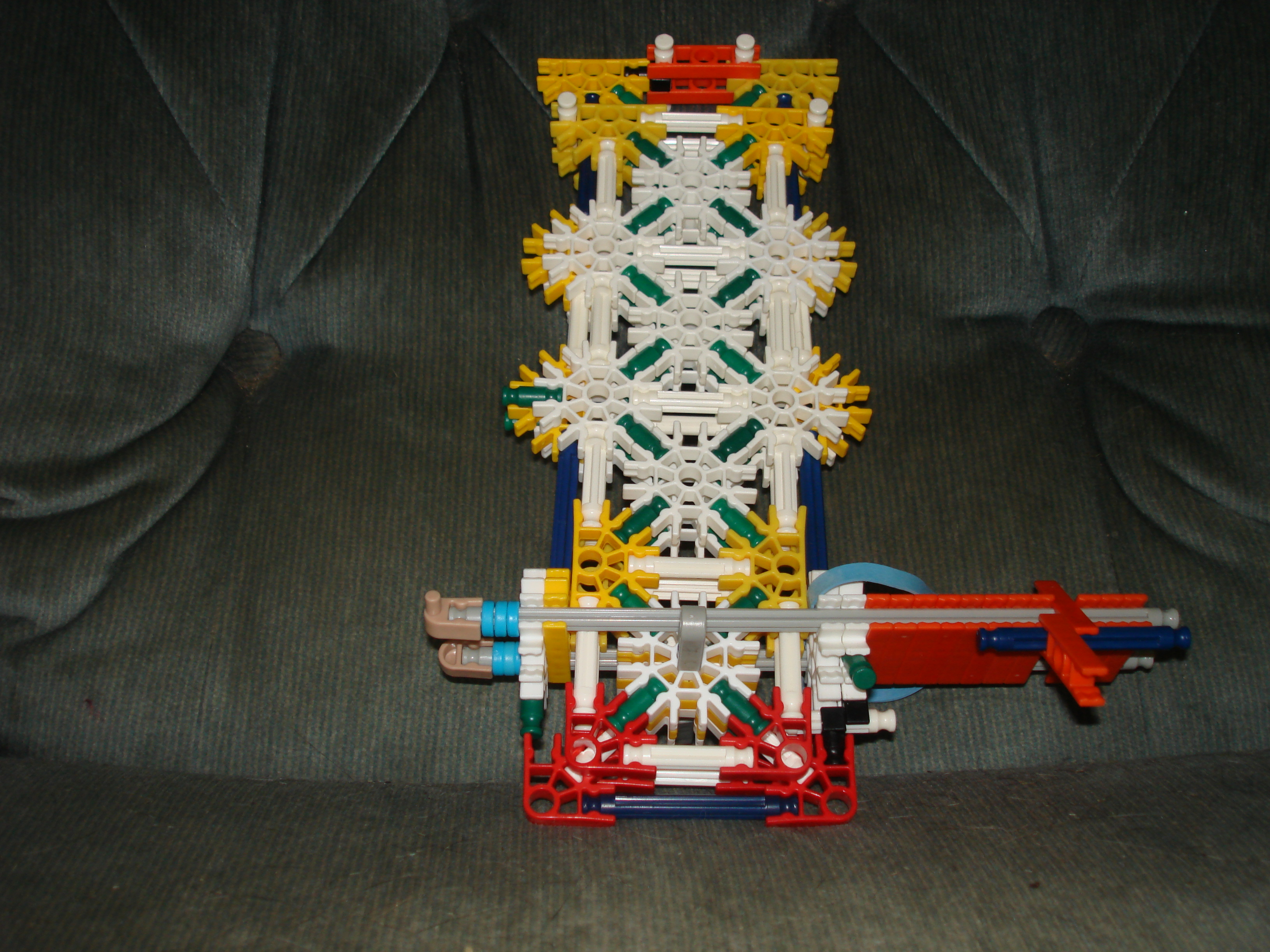 knex gun post#1 006.jpg