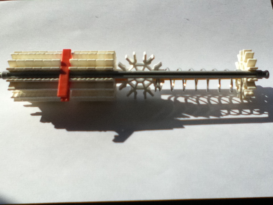 knex spring pistol 001.JPG