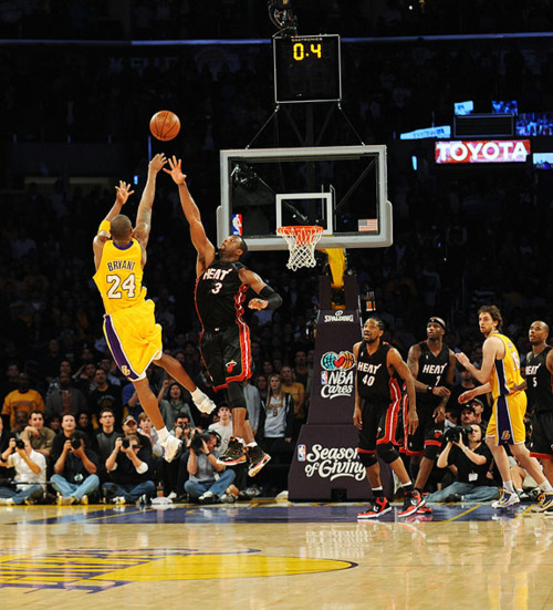 kobe fadeaway.jpg