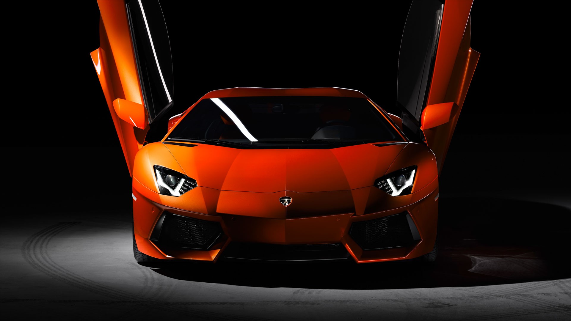 lamborghini-aventador-red-Wallpaper-HQ-Wide-oo9cm-Free.jpeg