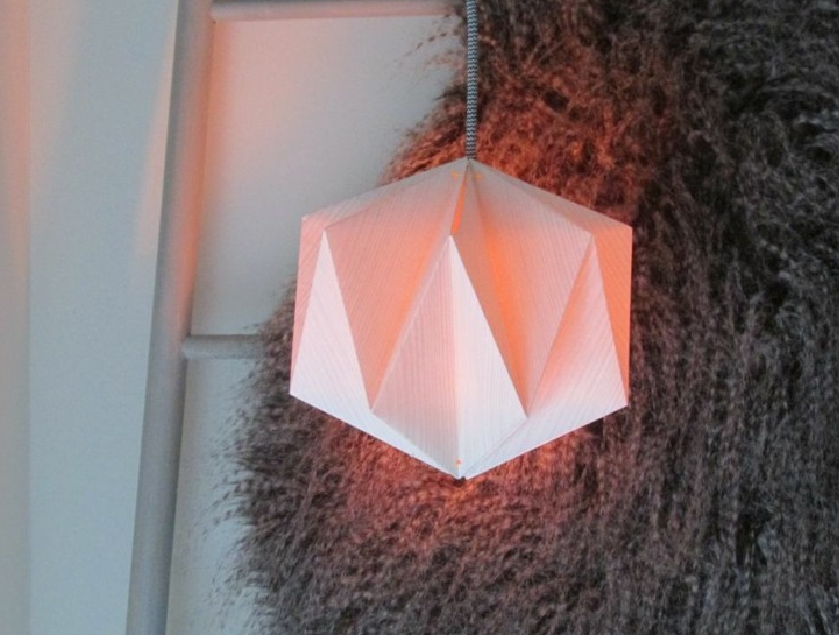 lampe origami &agrave; faire soi-m&ecirc;me en paier pli&eacute; en 3D10.png