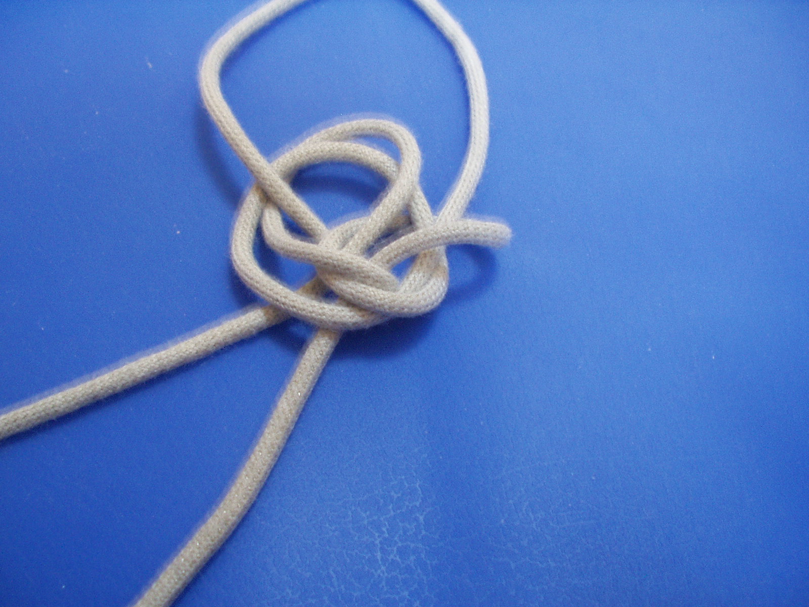 lanyard knot 008.JPG