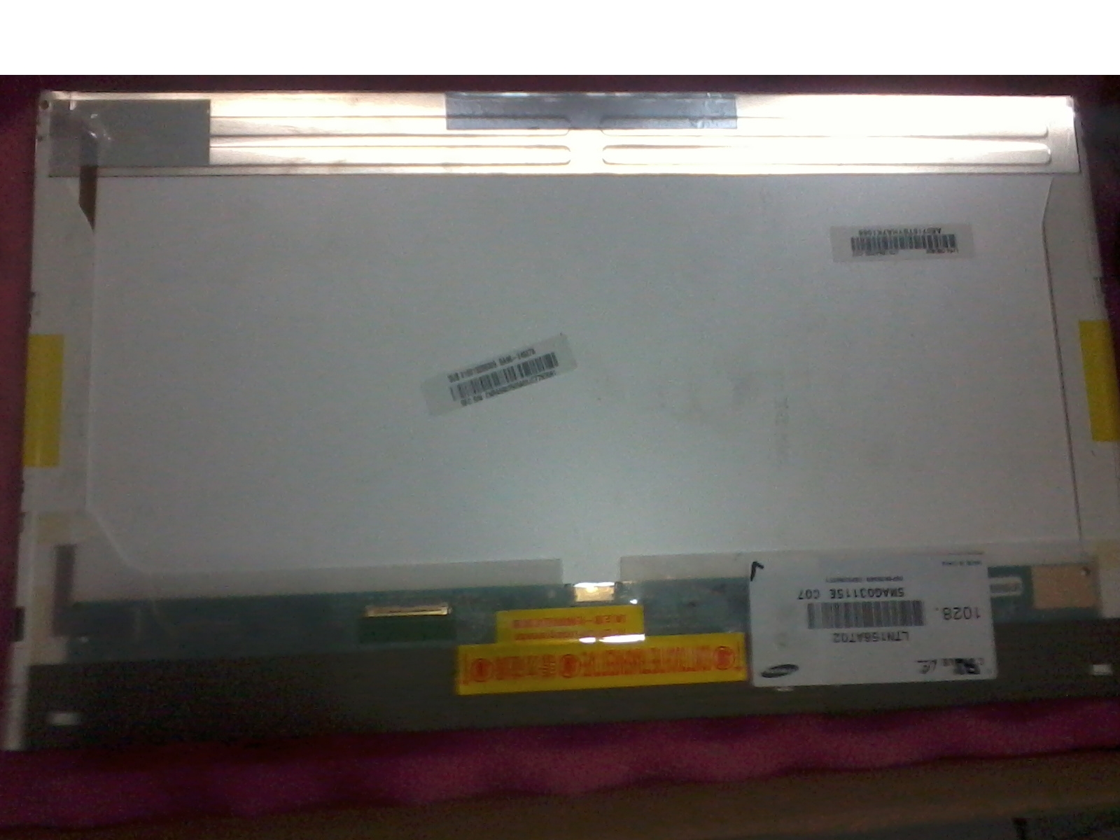 laptop-lcd-led-screen-repair-troubleshooting.jpg