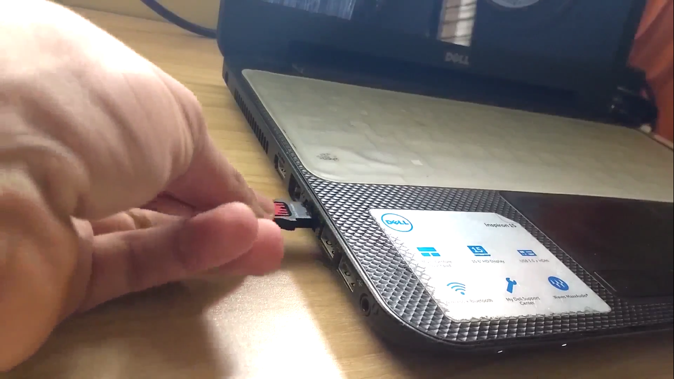 laptop_sdcard.png