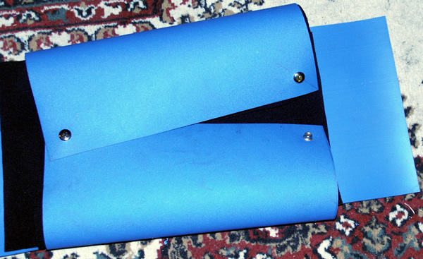 laptopbag_snaps.jpg