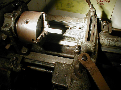 lathe.jpg