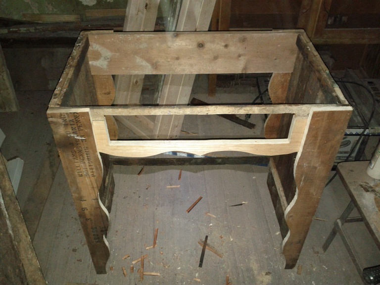 lb_desk22.jpg