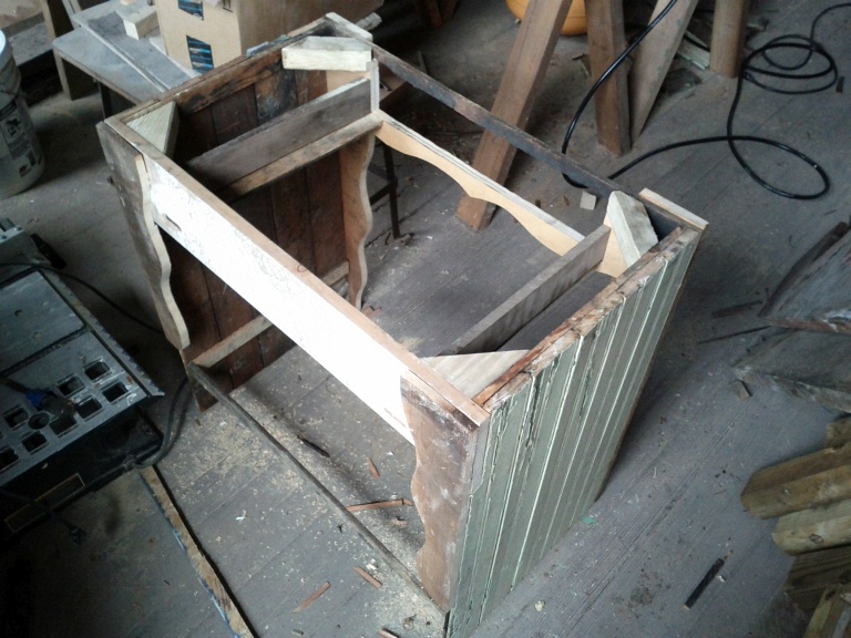 lb_desk30.jpg