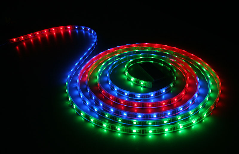 led-waterproof-rgb-flexible-light-strip-RGB-DC83_on.jpg