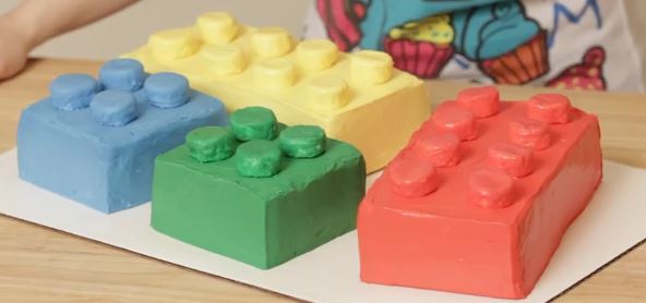 lego_cake18.JPG