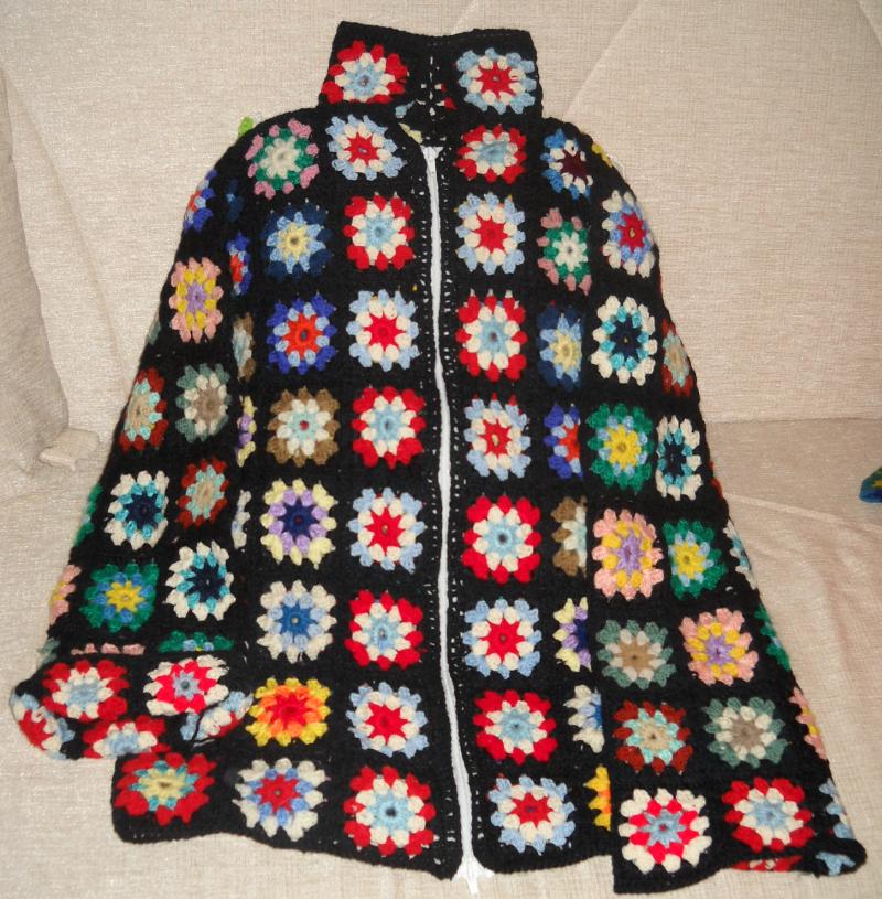 maglione piastrelle.jpg