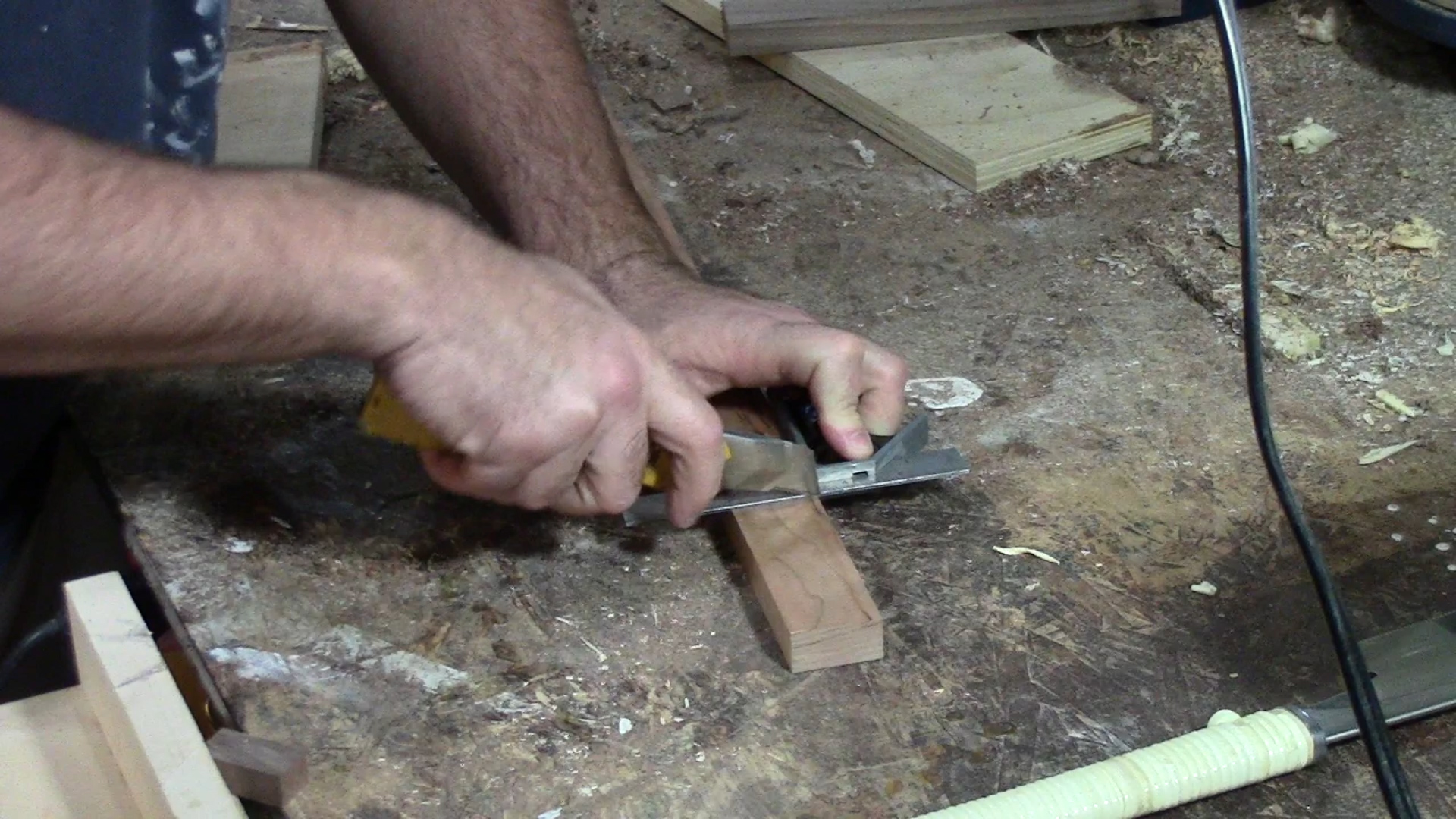 magnetic-hand-saw-guide (1).jpg