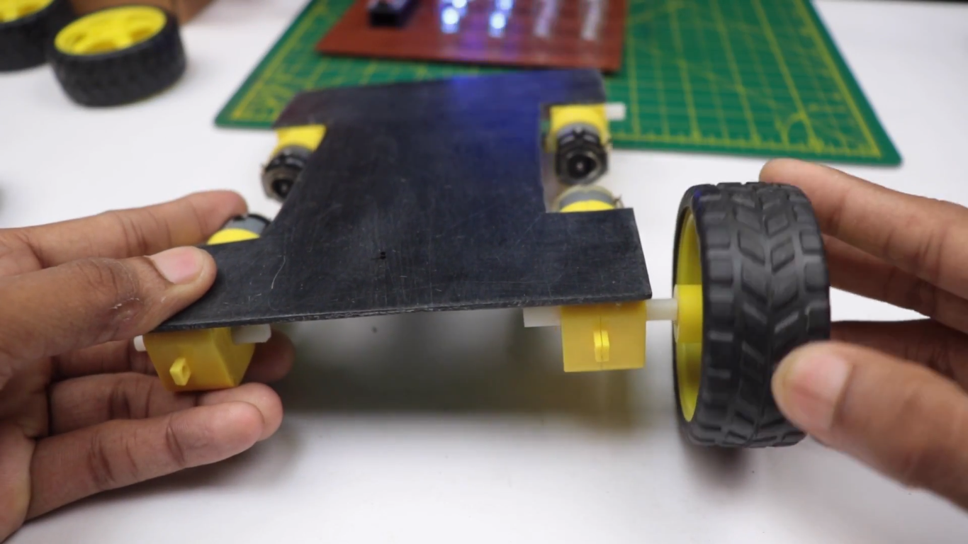 make gesture controlled robot car (16).png