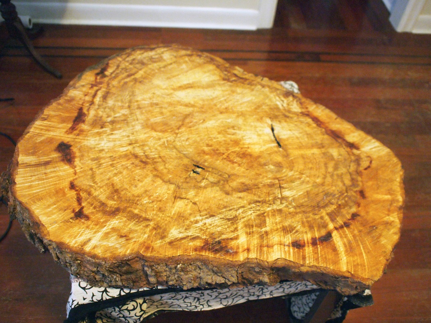 maple-cookie-slab-table-06.jpg