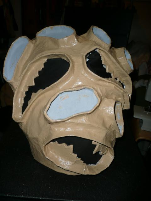 mask2008 239_640x480.jpg