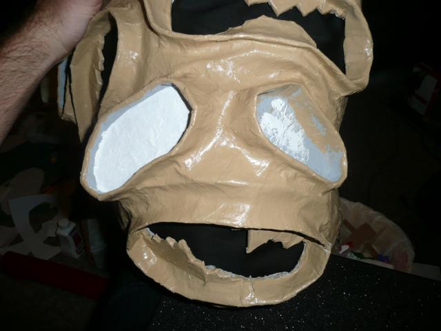 mask2008 250_640x480.jpg