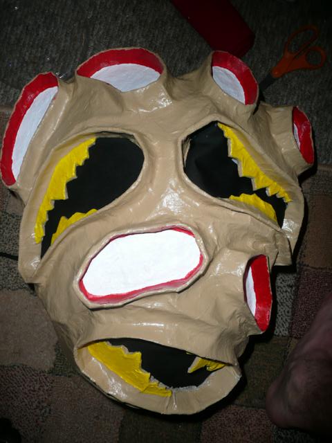 mask2008 257_640x480.jpg