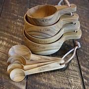 measuring cups.jpg