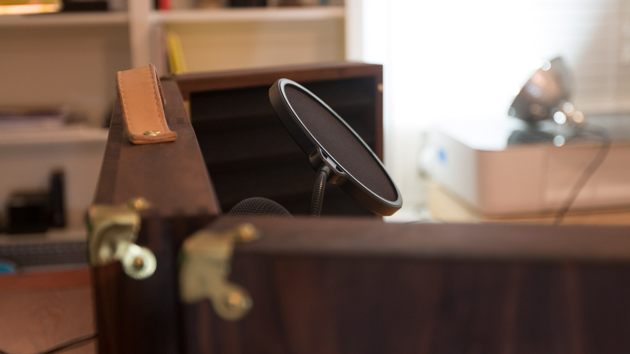 mic surround Retouched-42.jpg