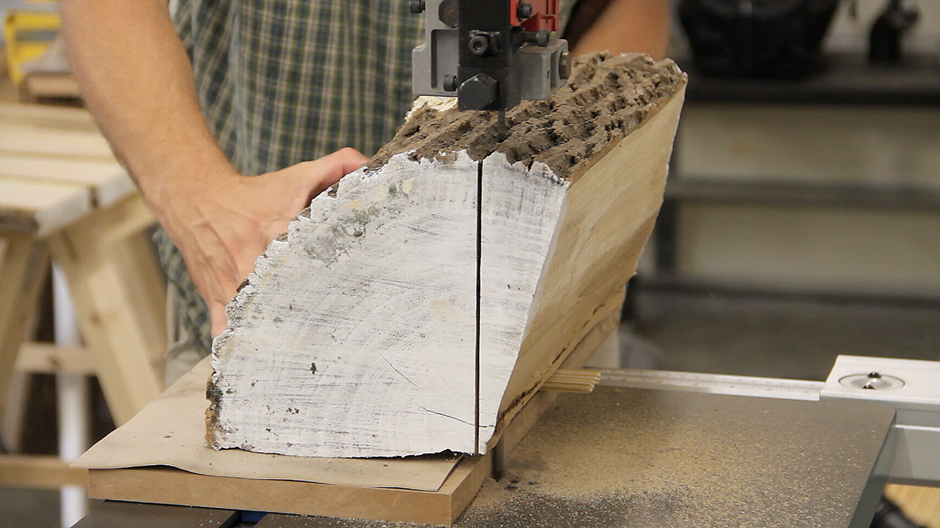 milling-logs-bandsaw-01.jpg