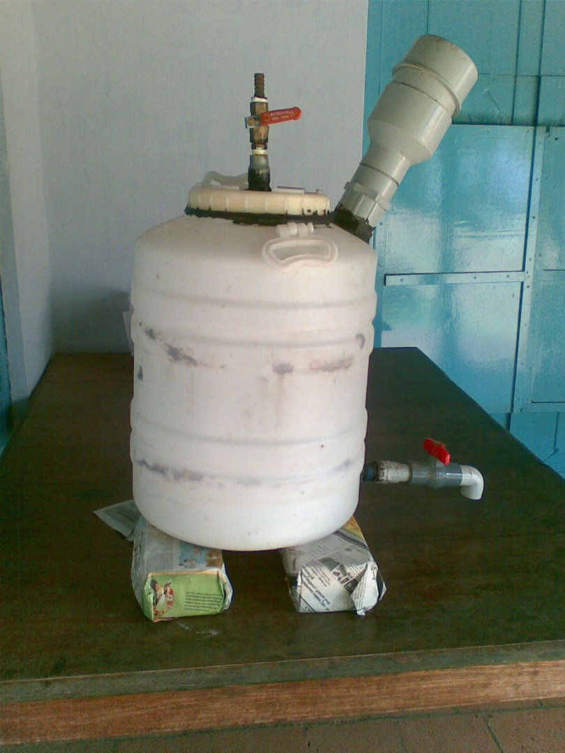 mini biogas plant.jpg