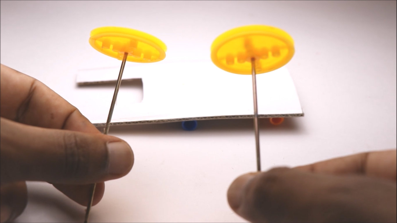 mini solar powered car (11).png
