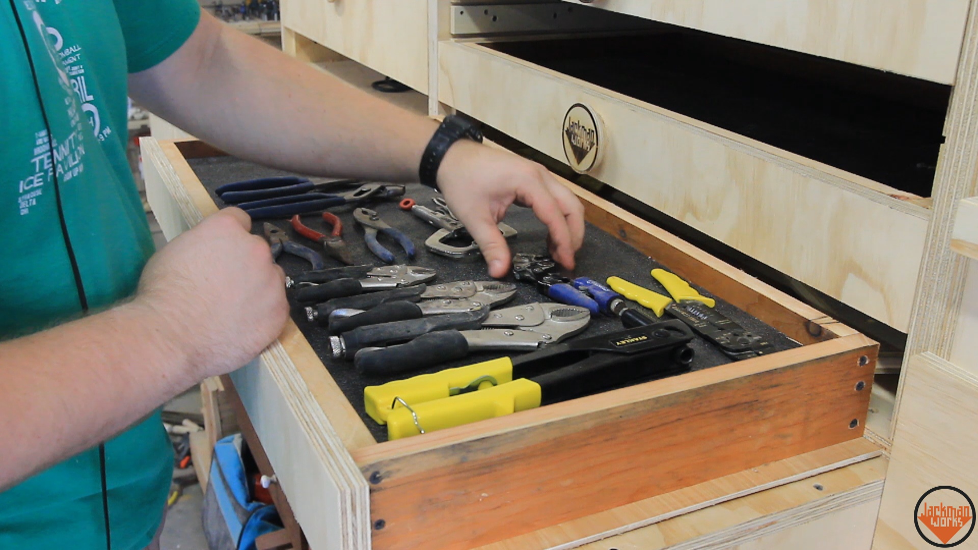 modular miter saw station organization porn 37.jpg